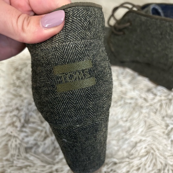 TOMS Booties - Picture 3 of 6